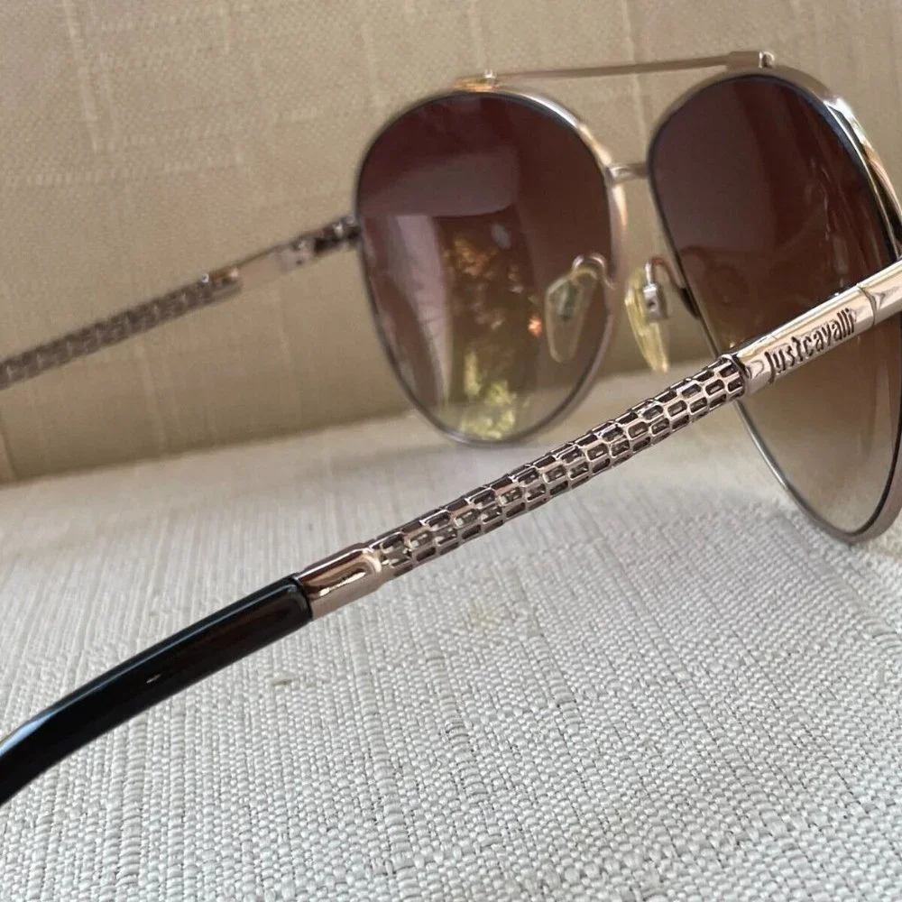 Just Cavalli Women Sunglasses Gold Tone eye Wear Design in USA 61[]11 135 shades